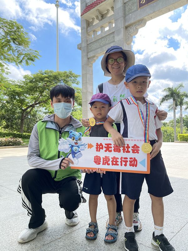 三鄉(xiāng)鎮(zhèn)開展“禁毒不停歇，人生不‘毒’行”宣傳活動照片4.jpg