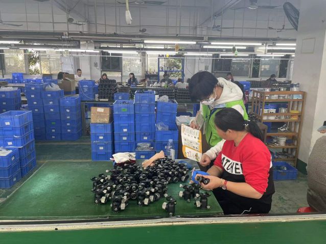 三鄉(xiāng)鎮(zhèn)開展“加強禁毒宣傳， 共創(chuàng)無毒企業(yè)”活動照片3.jpg