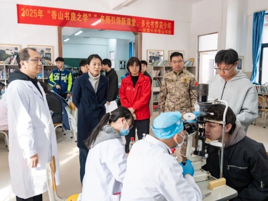 熱血應征！大涌百余名青年參加征兵體檢